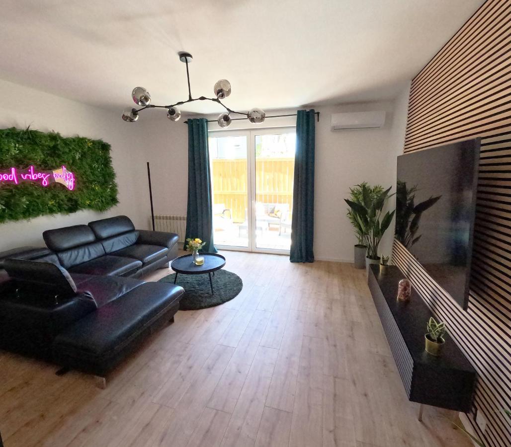 Baltic Garden Suite จีฟโนฟ ภายนอก รูปภาพ